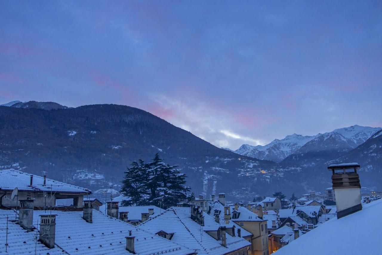 Panoramic Penthouse In The Historical Center Appartement Domodossola Buitenkant foto