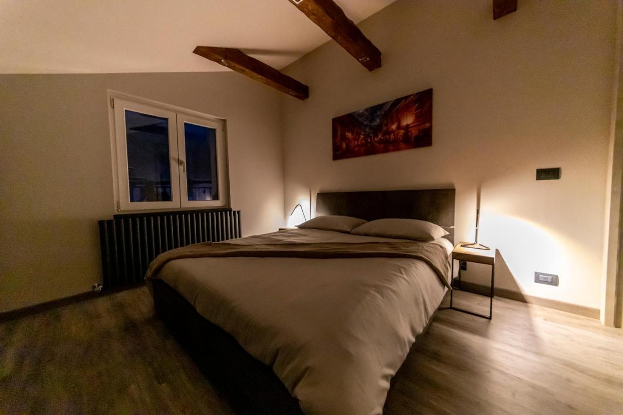 Panoramic Penthouse In The Historical Center Appartement Domodossola Buitenkant foto